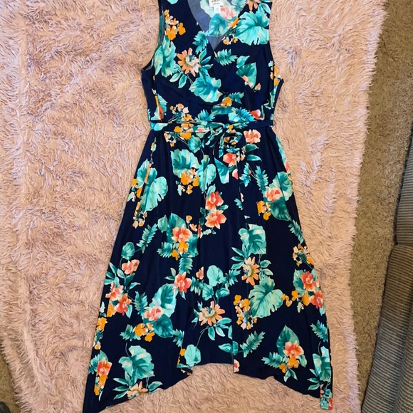 DM Collection Dresses & Skirts - DM Collection floral dress with wrap top, sz 18W.